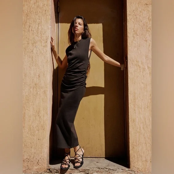 Zara Dresses Nwt Zara Brown Ruched Midi Dress Poshmark